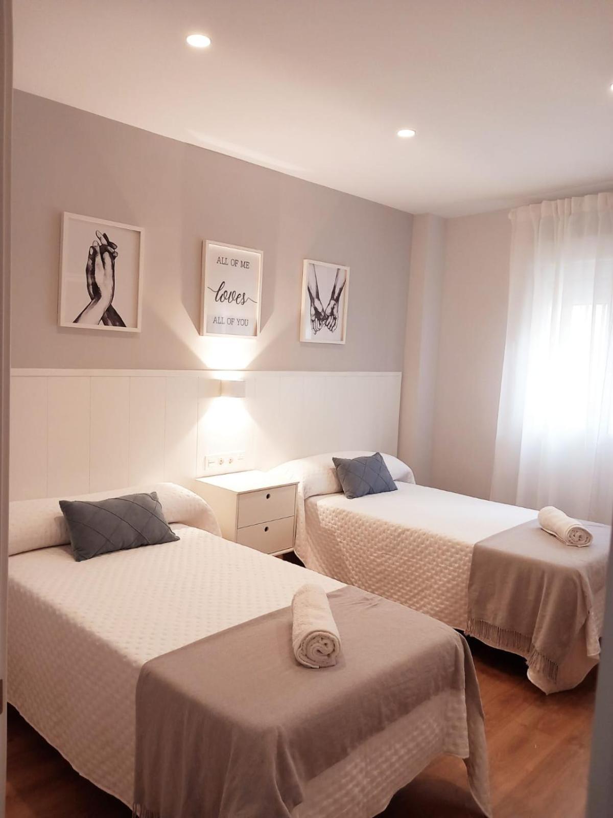 גרנדה Apartamento Turistico Palacio De Los Deportes מראה חיצוני תמונה